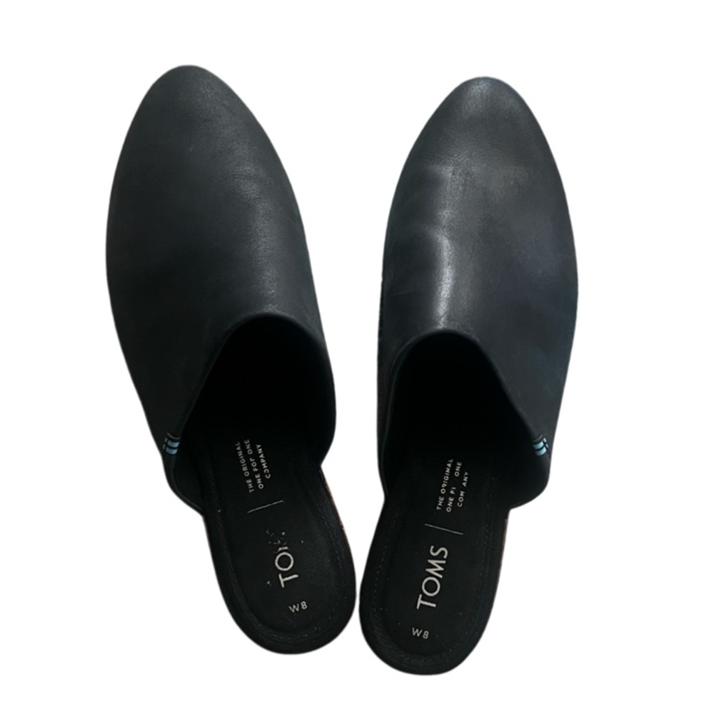 Toms slides, women’s size 8